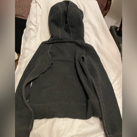 TNA Gray with Camo Logo Baltic Hoodie size Small - Picture 2 of 7